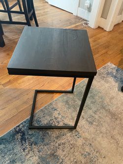 Black C-Shaped Side Table