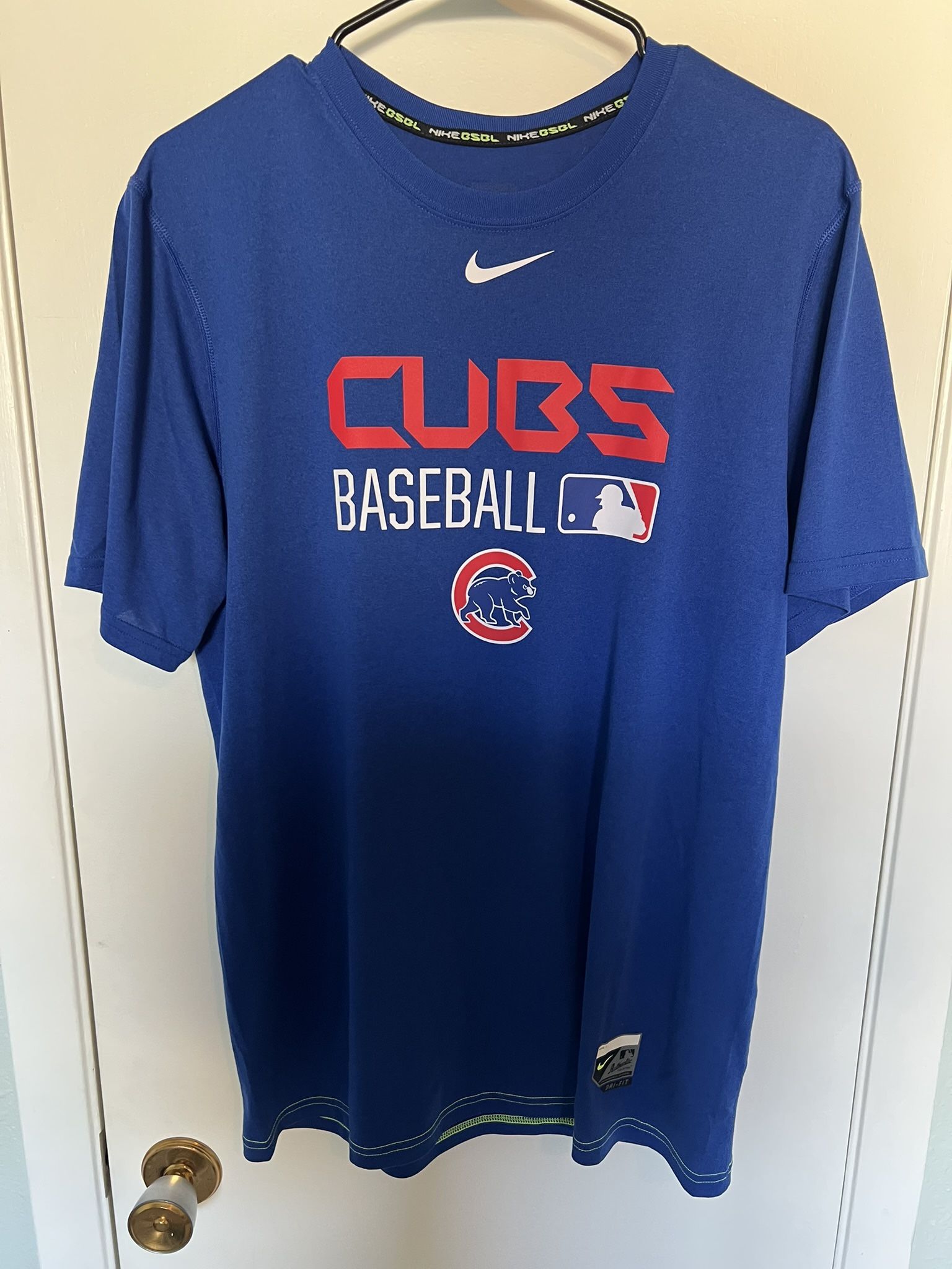 Chicago Cubs Nike Dri-Fit (M) Short Sleeve
