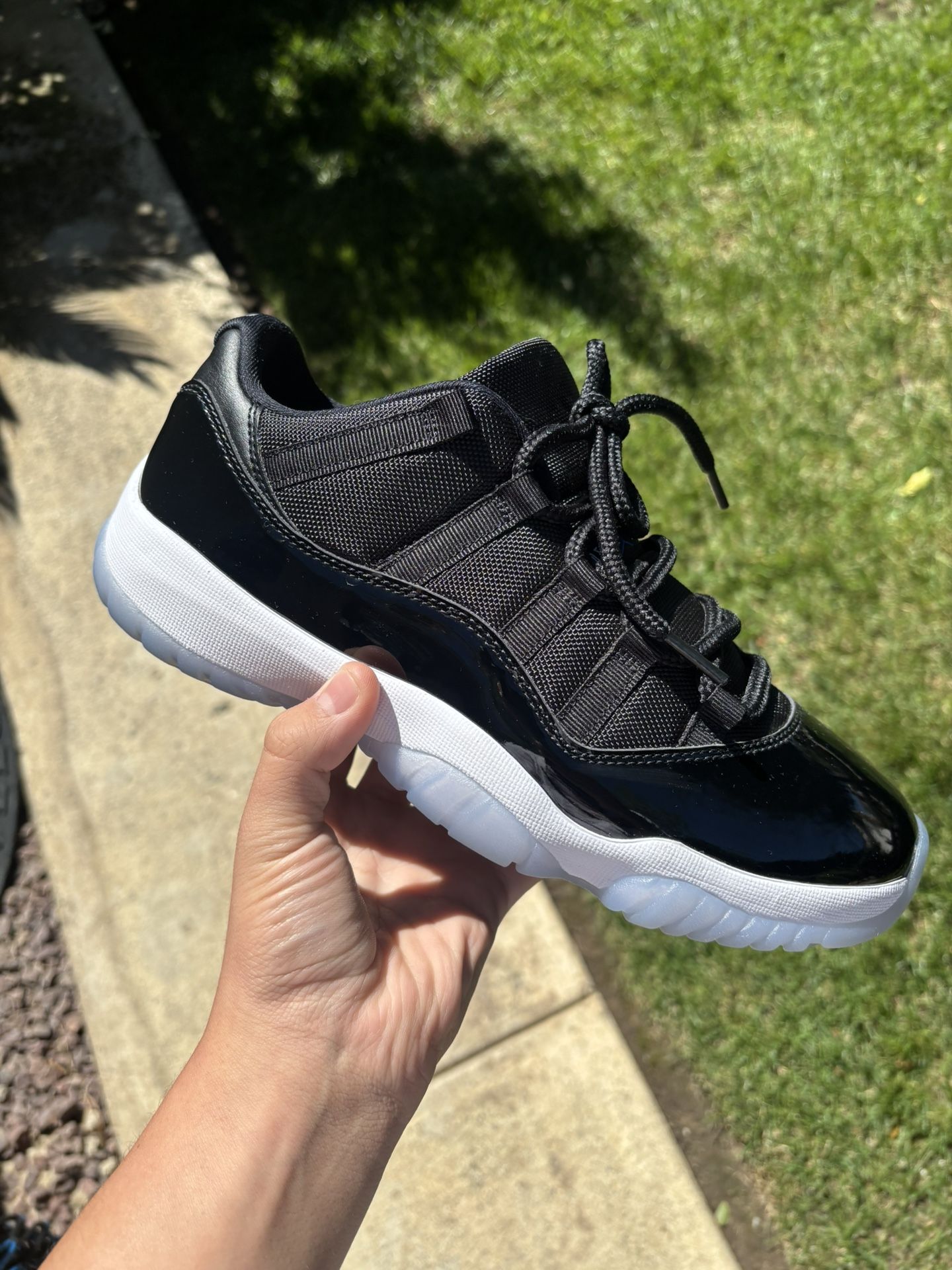 Jordan 11 Space Jams 