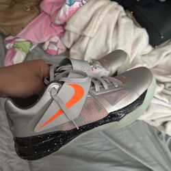 Kd 4 All Star Galaxy  Size 12