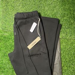 Essentials uncuffed sweats stretch limo small