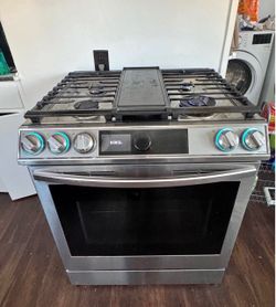 Samsung Oven Range (smart)