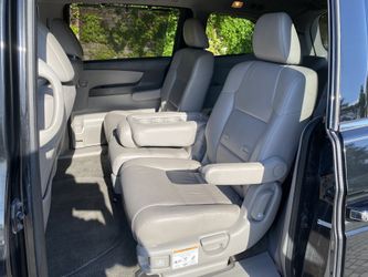 2013 Honda Odessay Tutoringlow mileage ...74.”000 only rebuilt title