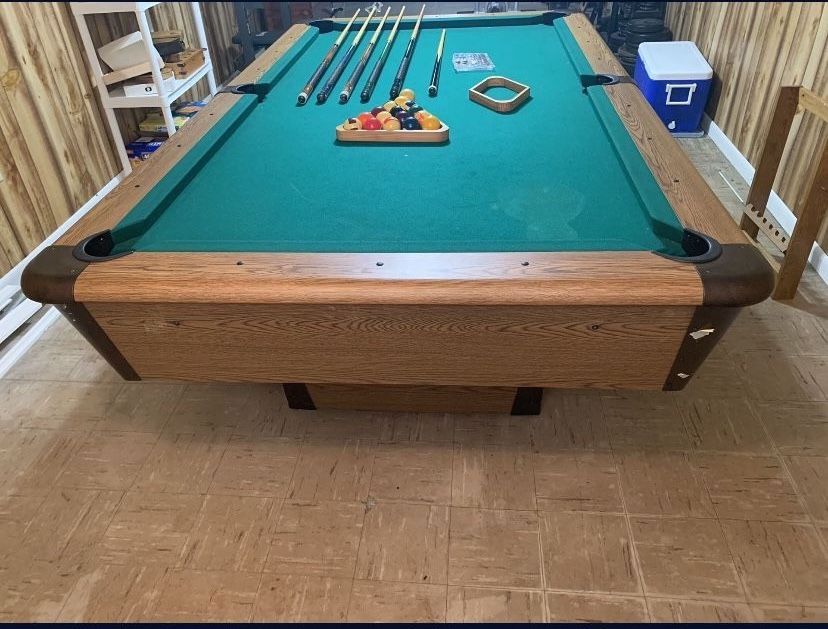 Harvard Pool Table ( No Slate Top )