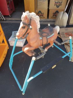 Vtg Childs Ride on Spring 🐎 Horse