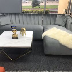 Sectional Sofa 