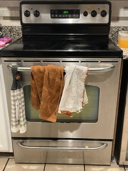 GE Range Stove