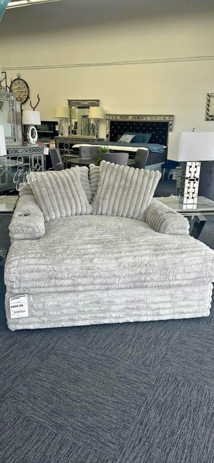 Stupendous Oversized Chaise$10 Down Payment And Financing Available