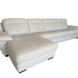 4-piece Leather sectional Sofa with Power Recliner, Power Headrest, Chaise & USB power Outlet 