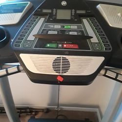 Treadmill 
