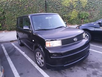2005 Scion xb