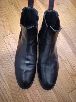 Allen Edmonton Chelsea boots  size 10