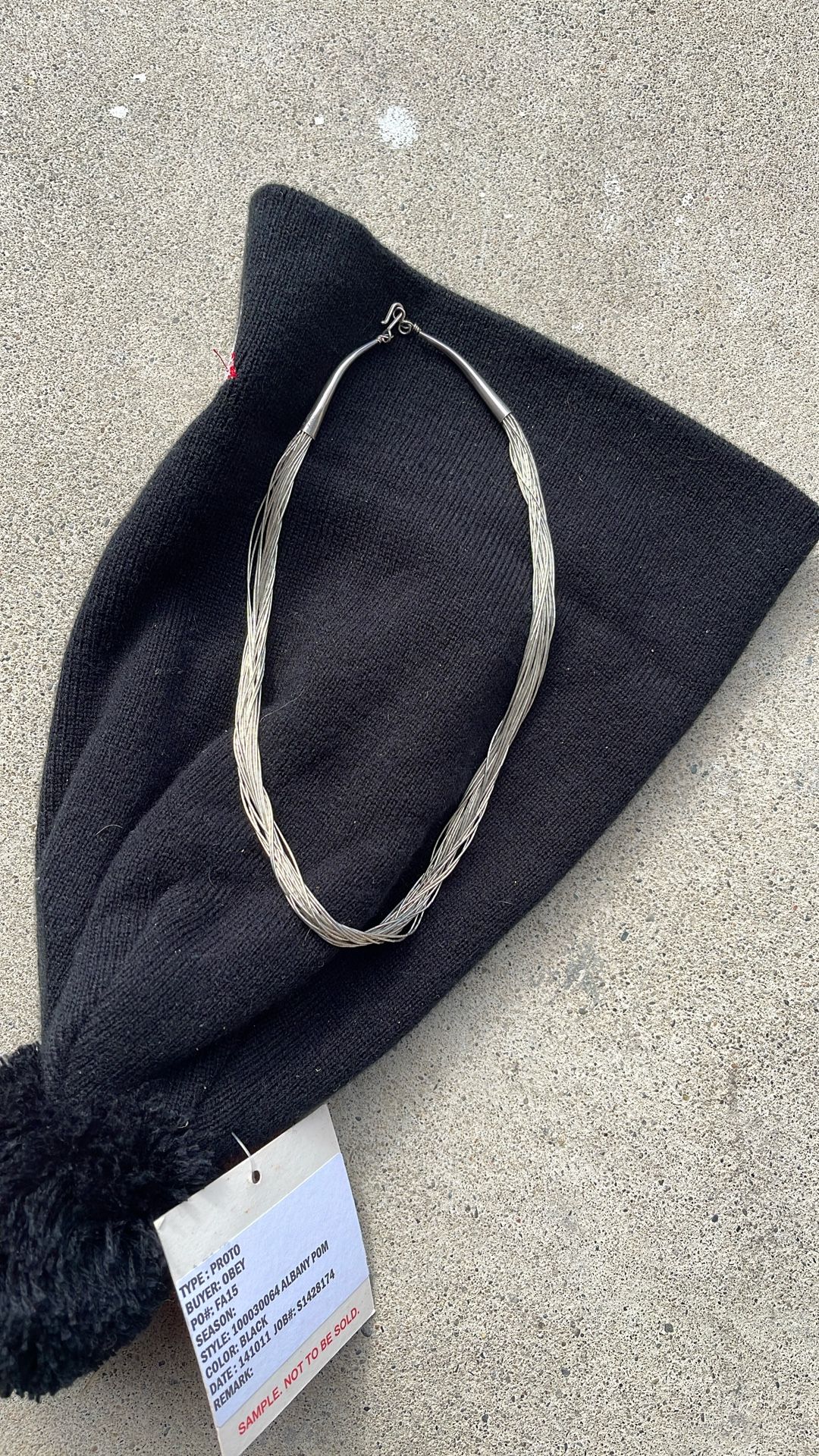 Beautiful southwest style 20 strand liquid silver necklace