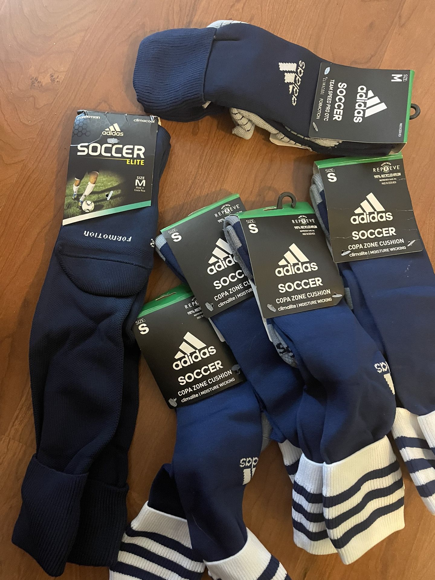 Adidas  Soccer Socks Youth Size S. Fits 4 To 6.5 Youth 