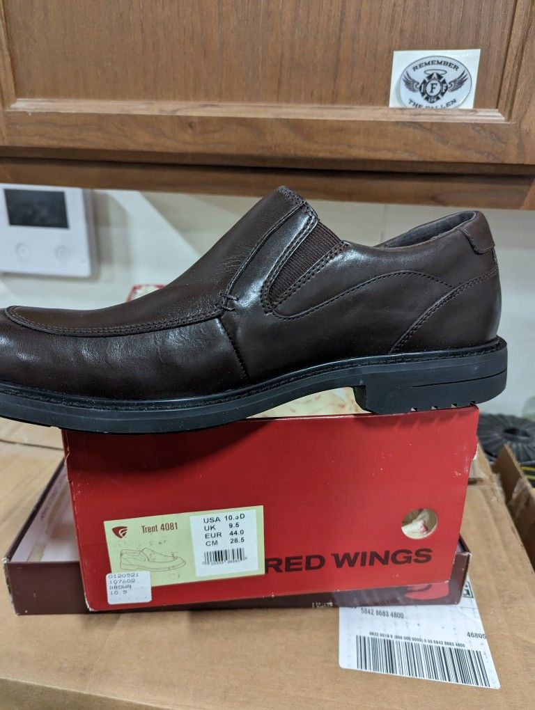 Red Wings 10 1/2
