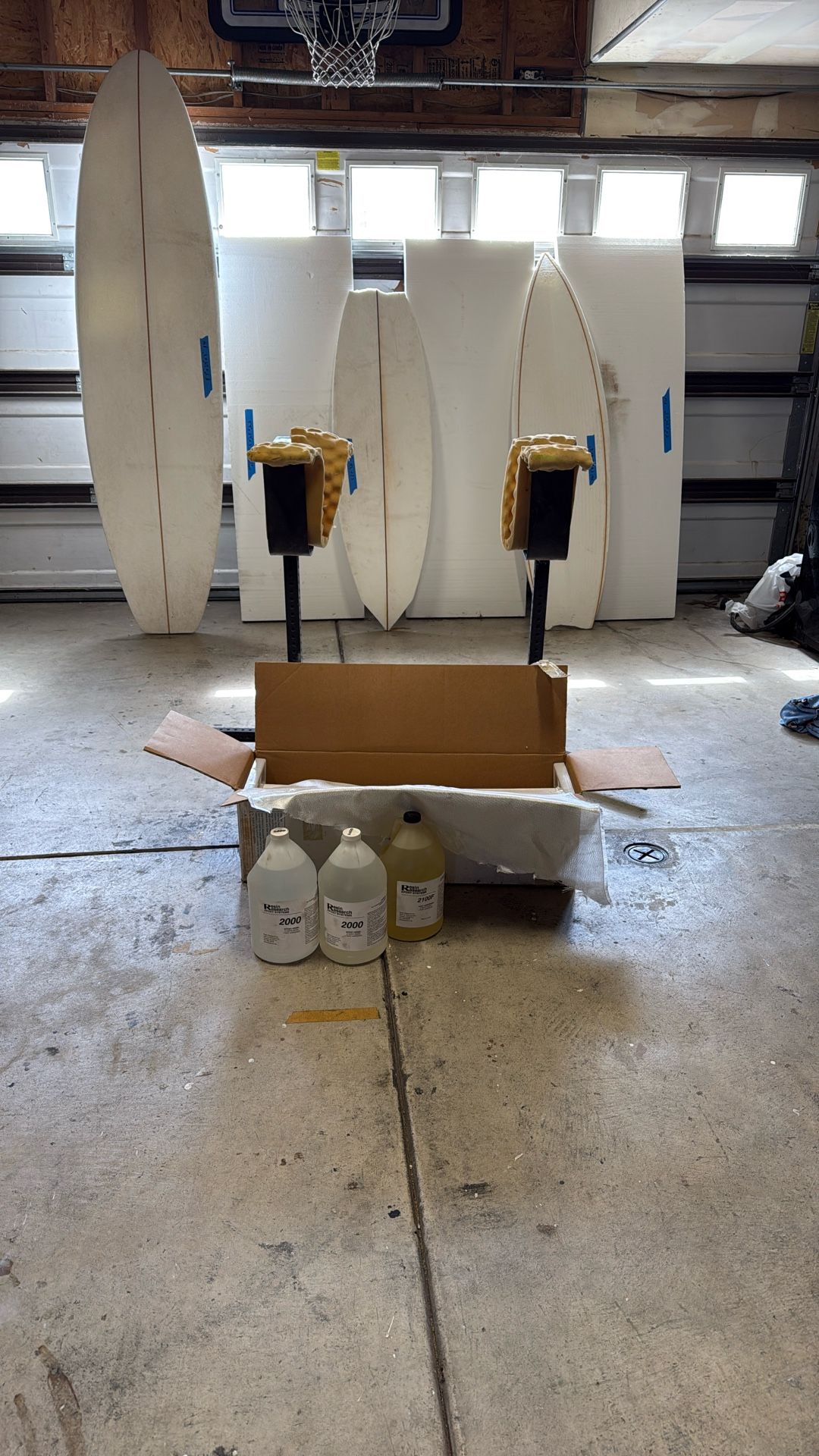 Epoxy Resin And Fiberglass For EPS Surfboards