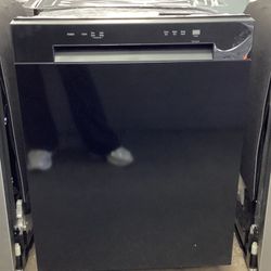 24 in. Black Front Control Dishwasher