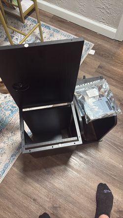 Floating shelf