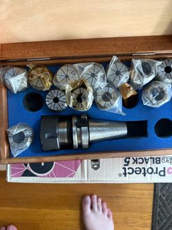 CNC Collet Chuck Set with Collets in Wooden Case