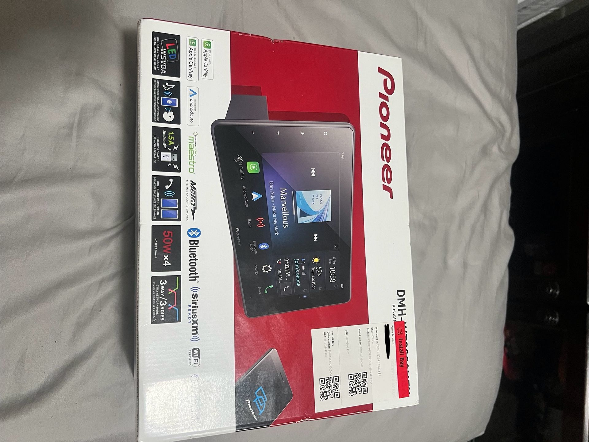 Pioneer Stereo With Built In Apple CarPlay