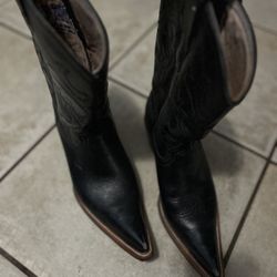 Cowboy Boots 