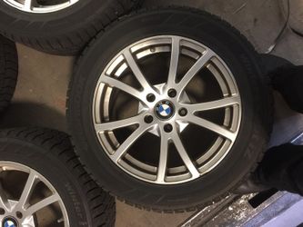 Snow tires