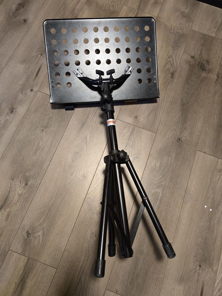 Sturdy Music Stand