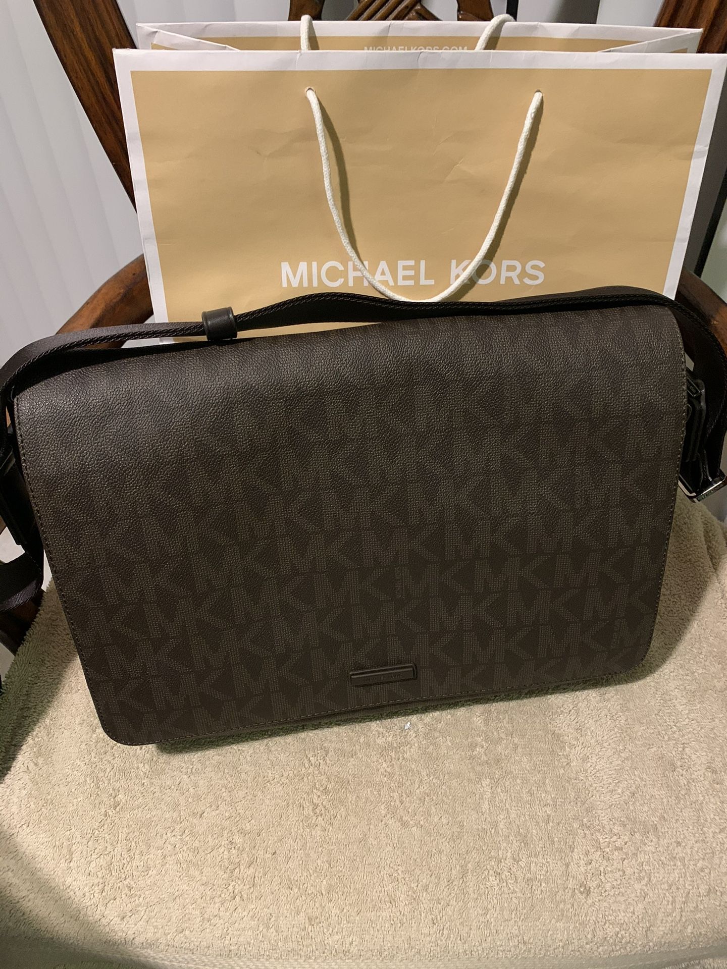 MK Authentic New