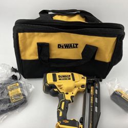 DeWalt 20V MAX 16Ga Angled Finish Nailer Kit 2Ah Battery & Charger DCN660D1 (OB)
