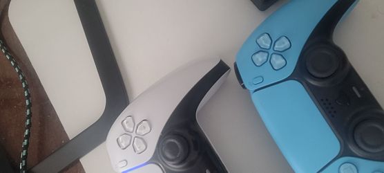 Perfect condition ps5 controllers