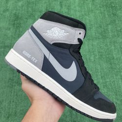 AIR JORDAN 1 RETRO ELEMENT “GORE-TEX / PARTICLE GREY” (Size 10.5, Men’s)