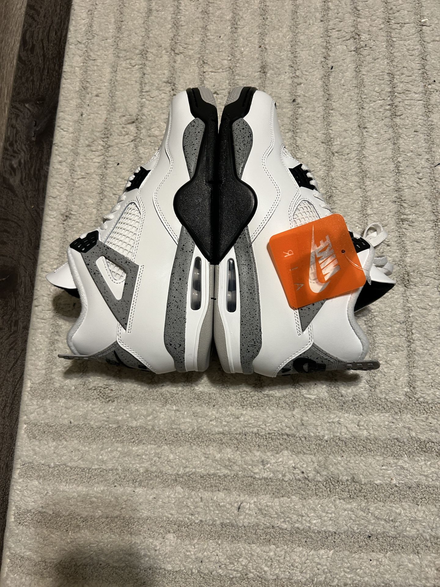 Jordan 4 White Cement, Sz 10.5