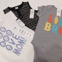 NWT Old Navy Baby Boy 6-12 Month Summer Bodysuit Short Romper Clothes