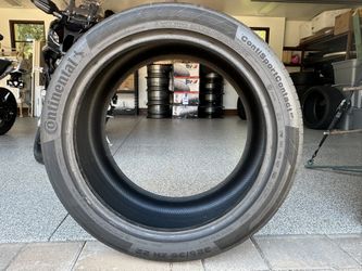 325/35 ZR 22 Continental ContiSportContact Tire 🛞 