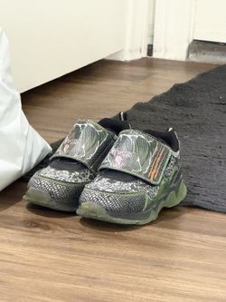 Jurassic World Kids Light-Up Sneakers T-Rex Kids Size 11