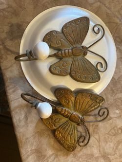 Cast iron butterfly wall hooks set