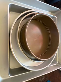 Baking pans