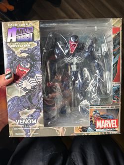 Amazing Yamaguchi Revoltech Venom Figure Series No. 003