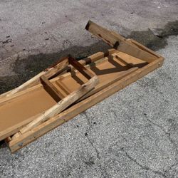 Foldable Wooden Table