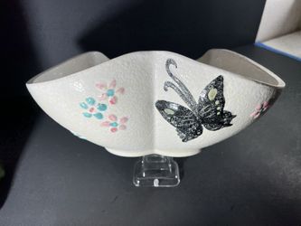 1950’s Hull Pottery 10 1/2” Planter