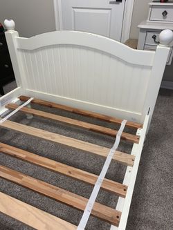 Pottery barn kids Catalina twin bed frame. USED, WHITE