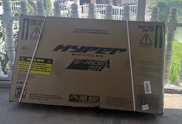 Hyper Bicycles 36V Class 2 700C Electric Commuter E-Bike, Adult Ages 13+, Pedal-Assist, 250W Motor, Black
