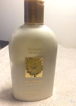 Victoria’s Secret body lotion