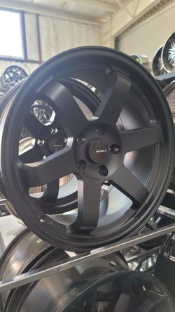 18x8.5 Rines Y Llantas