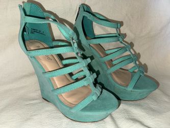 Wedges/ heels