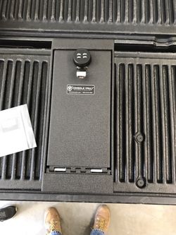 Toyota Tundra Console Safe