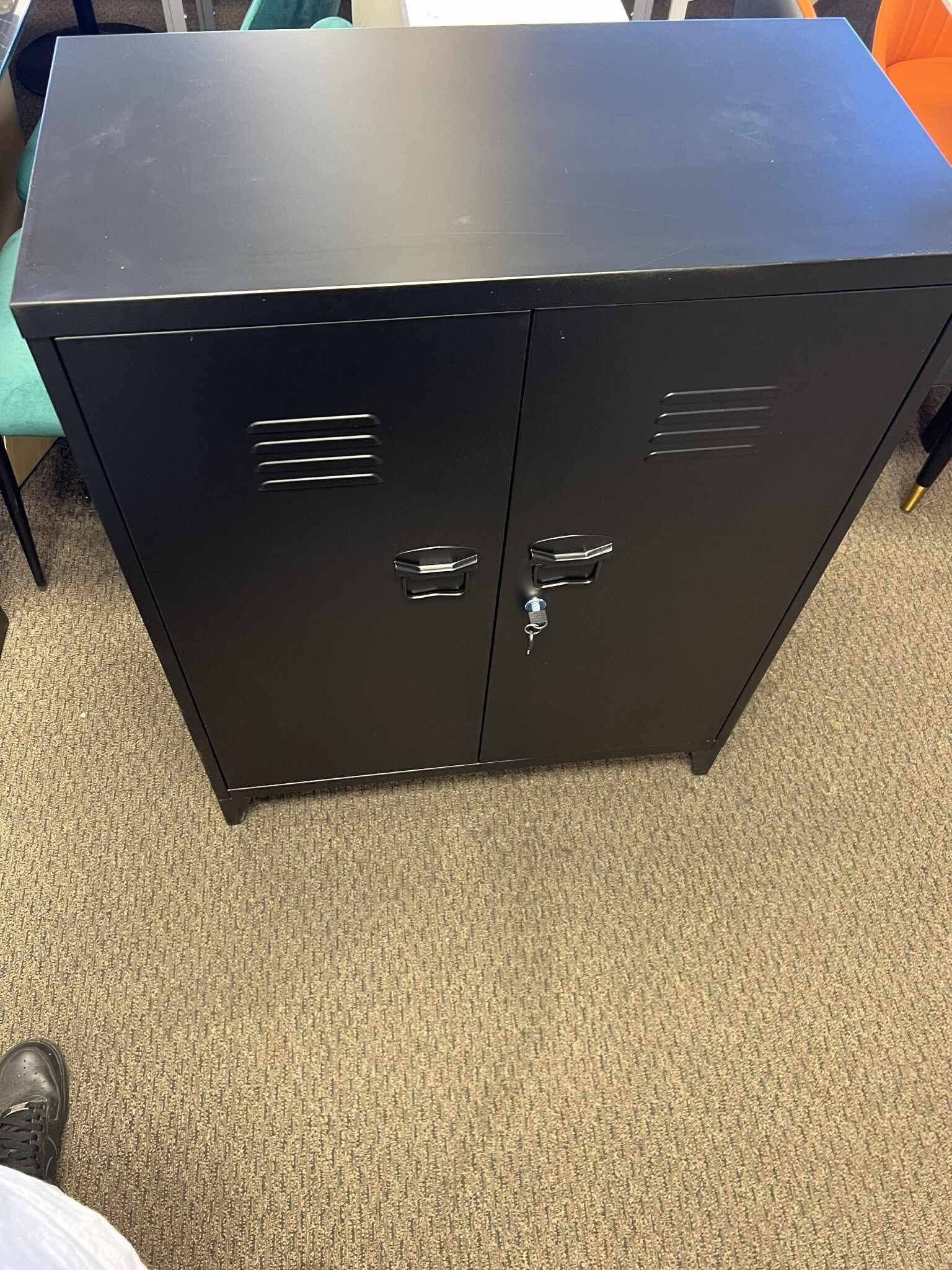 Metal Storage Cabinet with Lock, Locking Cabinets with 2 Doors and Shelves, Lockable Steel Locker Cupboard, Small Sideboard Buffet Cabinet for Home Of