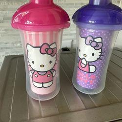 “2”Hello Kitty Munchkin Brand Insulated Straw Cups