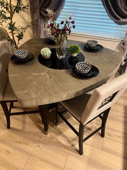 Cozy Dinning Set