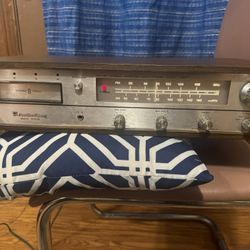 AM/FM 8 Track Stereo Receiver